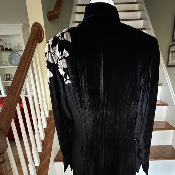 Dana Buchman Velvet Jacket Sz 4 - Picture 2 of 10